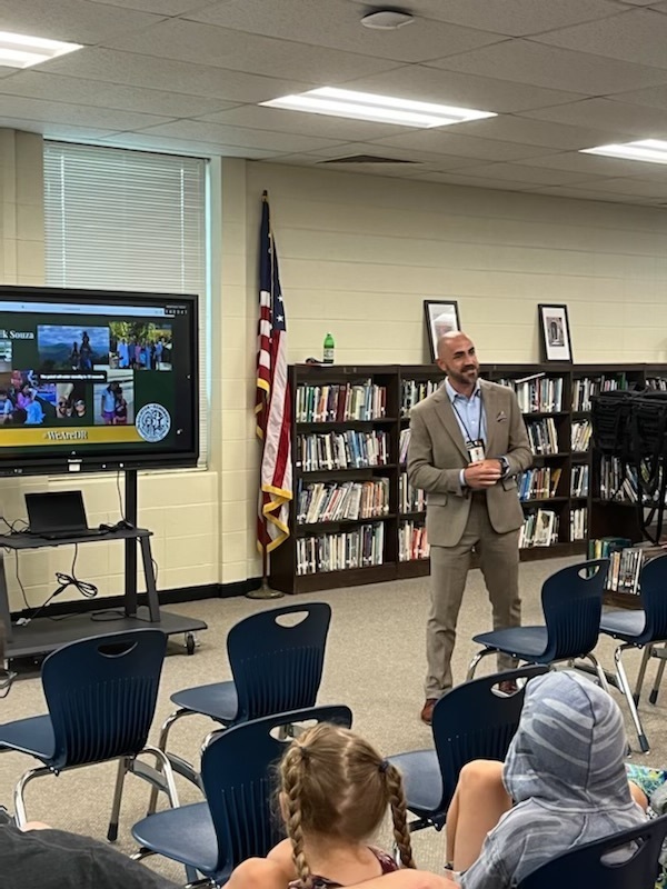 Dr. Souza speaking at BMS